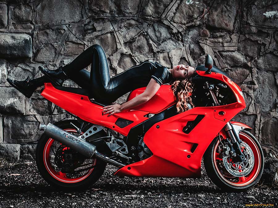 Beautiful girl Beautiful girls and motorcycles in Bhopal